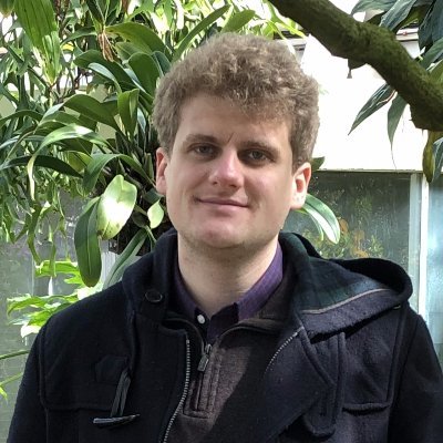 picture of computational biologist Evan Biederstedt (Harvard Medical School) while standing in the Brooklyn Botanical Garden circa 2019